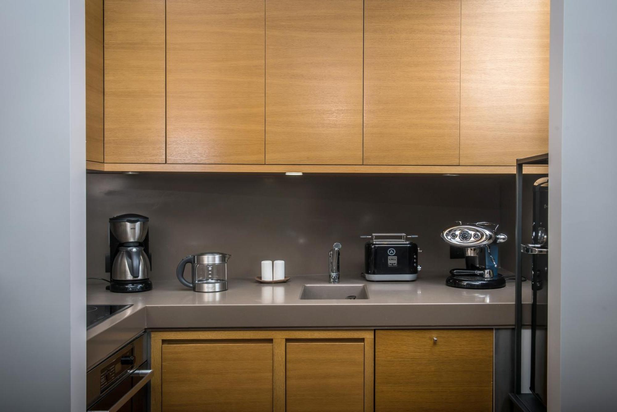 הרקליון The Blossom Loft - City Center Apartment With Balcony Sea View מראה חיצוני תמונה